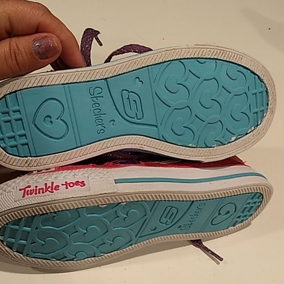 🌺Sketchers👭Girls SNEAKERS with light up. - Picture 8 of 8